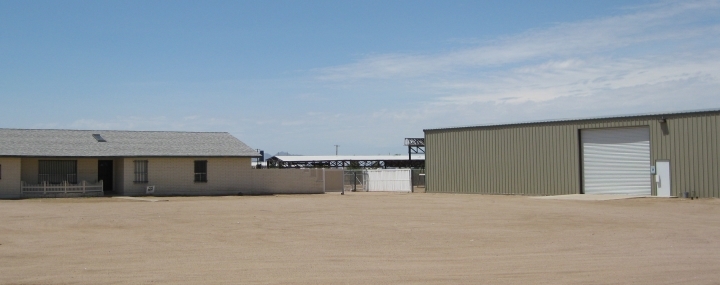 2307 W Houston Ave, Apache Junction, AZ à louer - Photo de l’immeuble – Image 2 sur 7