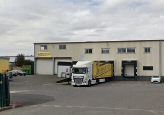 Plus de détails pour Local d'activités à louer