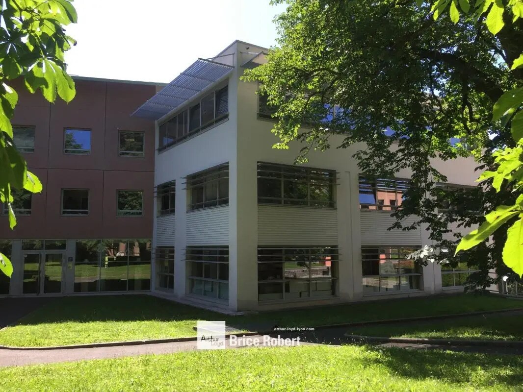 15 Chemin Du Saquin, Écully à louer Photo principale– Image 1 sur 12