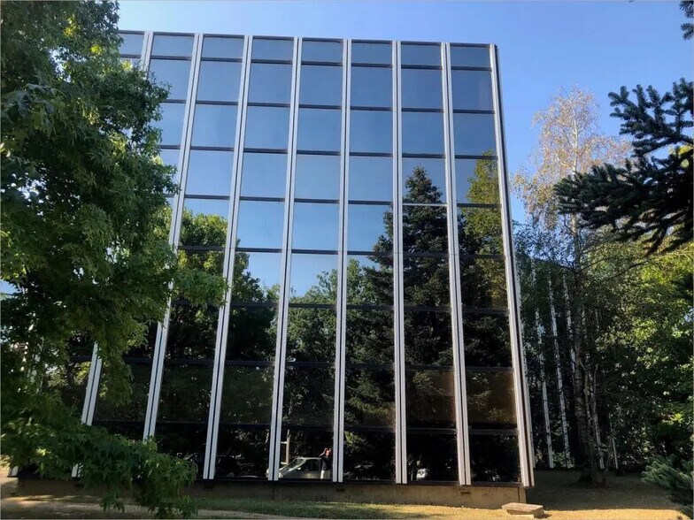 232 Rue De La Découverte, Labège à louer - Photo de l’immeuble – Image 2 sur 15