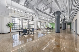 1000 Van Ness Ave, San Francisco, CA à louer Photo intérieure– Image 2 sur 24