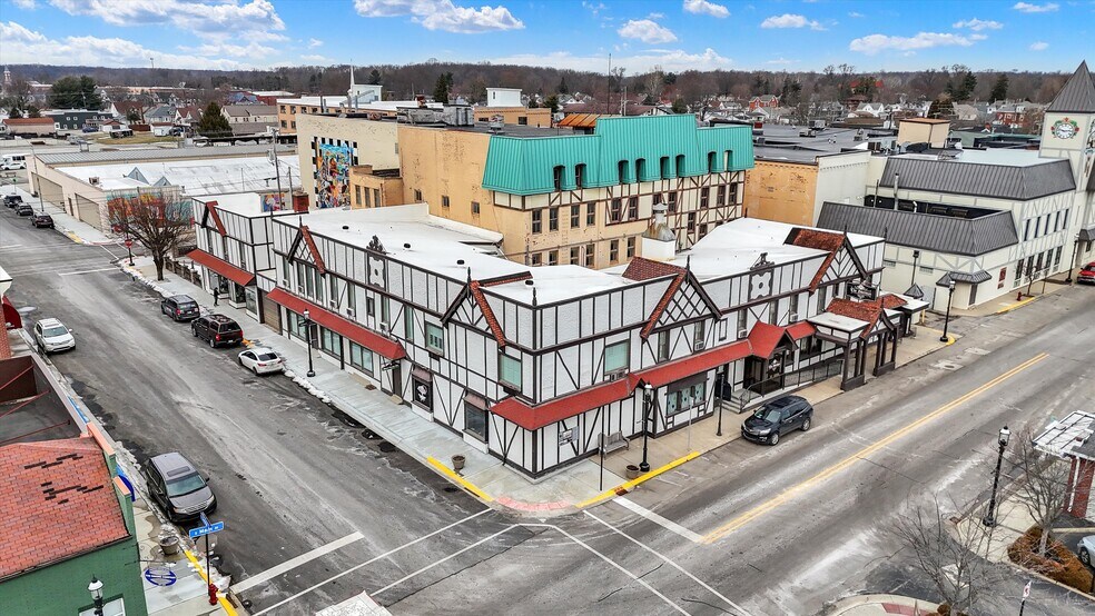 35 S Main St, Batesville, IN à vendre - Photo de l’immeuble – Image 2 sur 164