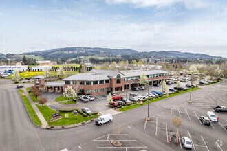 901 N Brutscher St, Newberg, OR - VUE AÉRIENNE  vue de carte