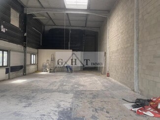 Plus de détails pour Local commercial à louer