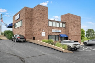 Plus de détails pour 1985 Bluestone Dr, Saint Charles, MO - Bureau à vendre