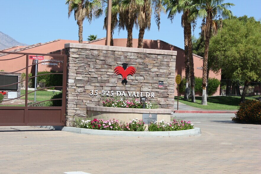 35525 Da Vall Dr, Rancho Mirage, CA à vendre - Photo de l’immeuble – Image 3 sur 16