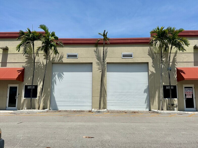 2880 SW 23rd Ter, Fort Lauderdale, FL à louer - Photo de l’immeuble – Image 1 sur 6