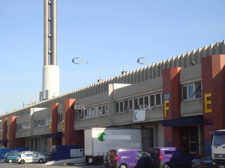 Bureau dans Saint-Ouen-sur-Seine à louer - Photo de l’immeuble – Image 3 sur 8