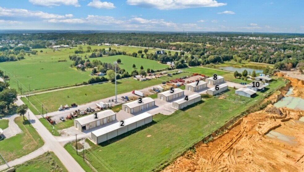 9053 Ike Byrom Rd, Cross Roads, TX à louer - Photo de l’immeuble – Image 2 sur 2