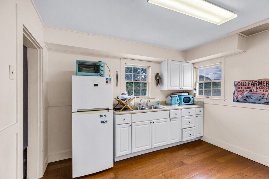 285 N King St, Northampton, MA à vendre - Photo de l’immeuble – Image 3 sur 6