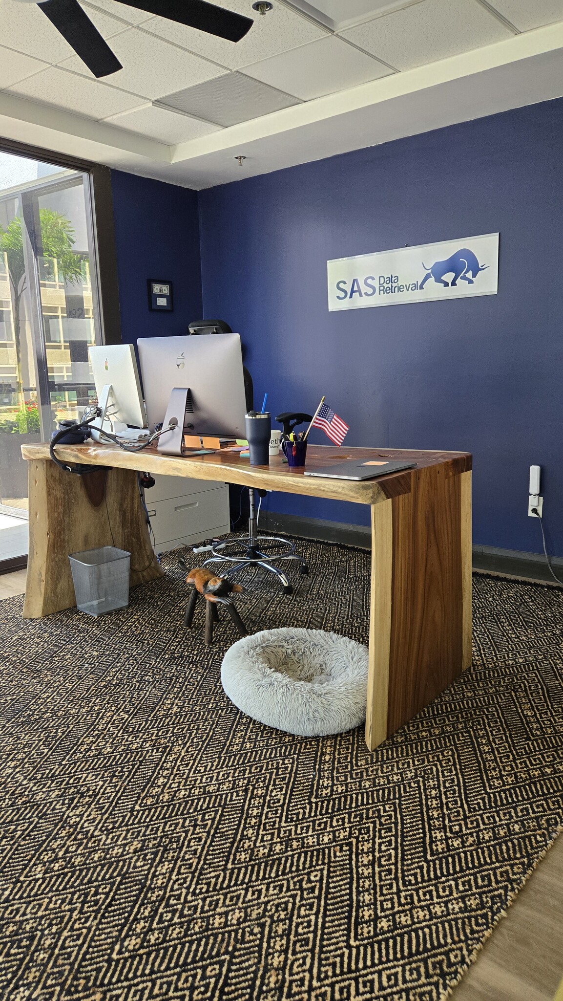 240 1st Ave S, Saint Petersburg, FL à vendre Photo intérieure– Image 1 sur 25