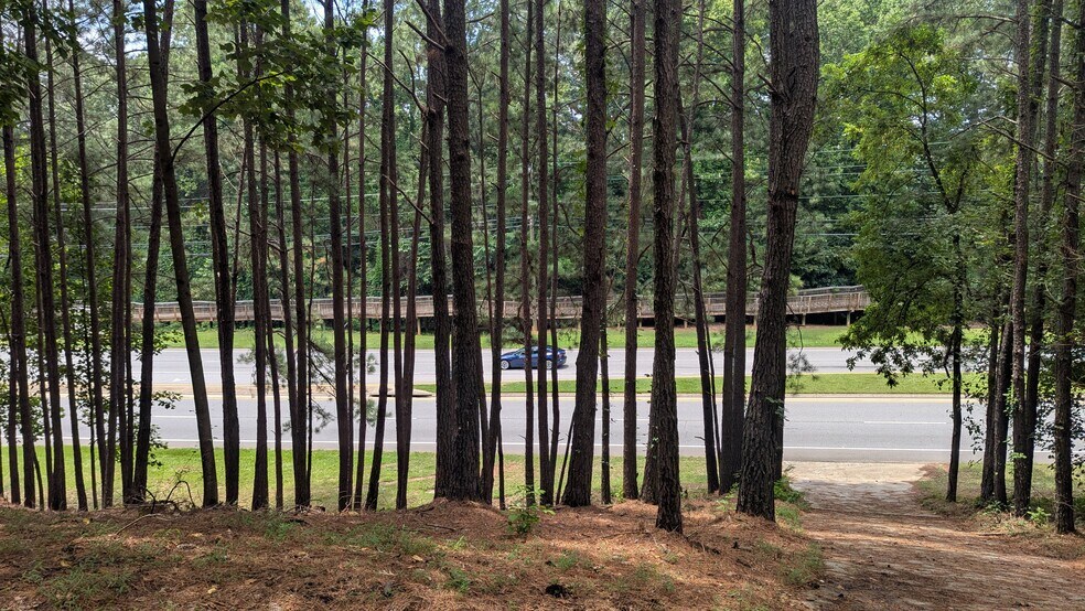 3779 Lawrenceville-Suwanee Rd, Suwanee, GA à vendre - Photo de l’immeuble – Image 3 sur 11