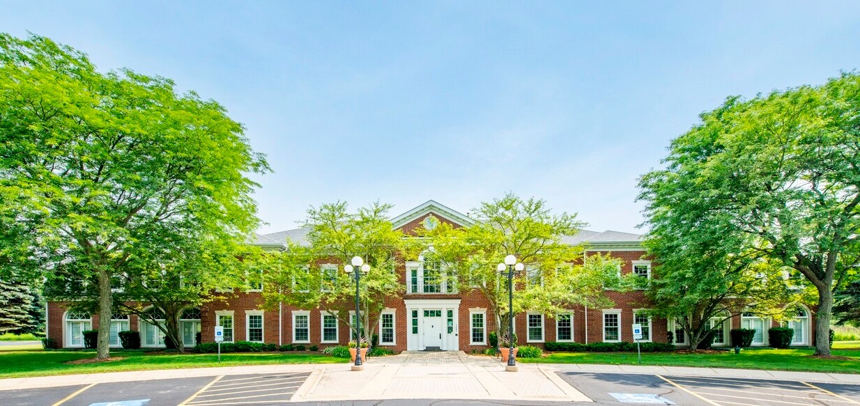 3880 Salem Lake Dr, Long Grove, IL à vendre Photo principale– Image 1 sur 20