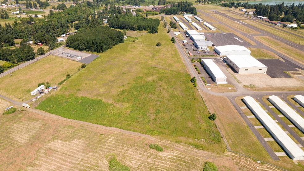 W Lane Rd, Scappoose, OR à louer - Aérien – Image 1 sur 7