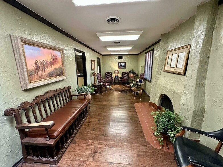 612 S VAN BUREN ST & 408 SW 7TH portefeuille de 2 biens à vendre sur LoopNet.fr - Photo intérieure – Image 3 sur 18