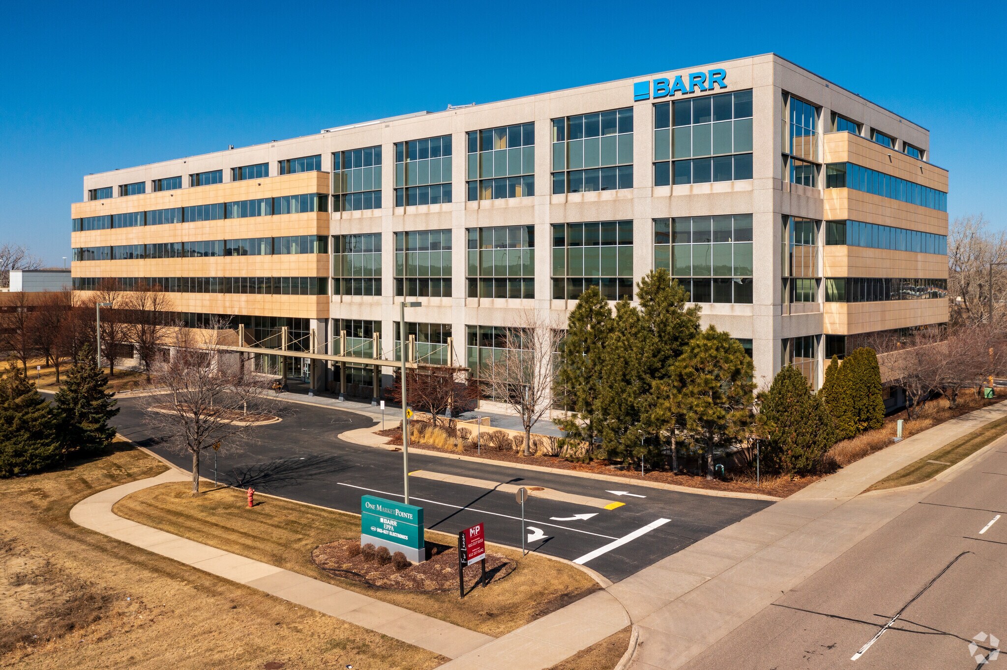 4300 Marketpointe Dr, Bloomington, MN à louer Photo principale– Image 1 sur 18