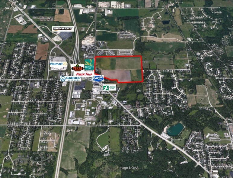 4305 N 40th St, Sheboygan, WI à louer - Photo principale – Image 2 sur 22
