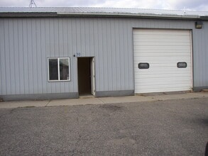 945 5th Ave SE, Hutchinson, MN à louer Photo intérieure– Image 1 sur 7