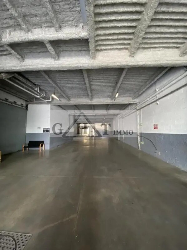 Plus de détails pour Industriel/Logistique à louer