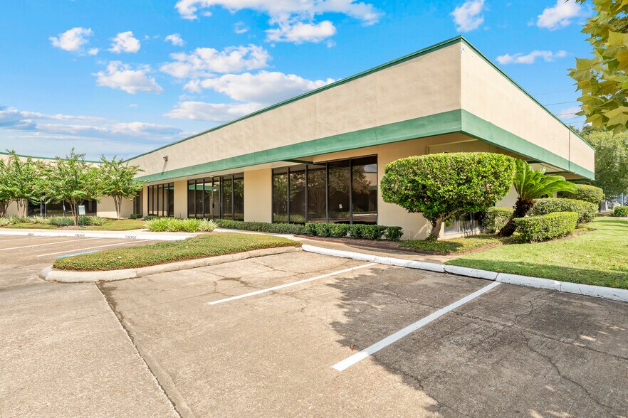 11200-11248 Wilcrest Green Dr, Houston, TX à louer - Photo de l’immeuble – Image 3 sur 33