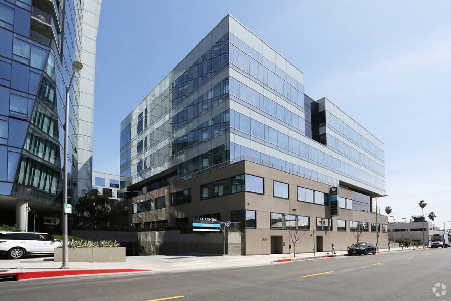 1500 N El Centro Ave, Los Angeles, CA à louer - Photo de l’immeuble – Image 3 sur 8