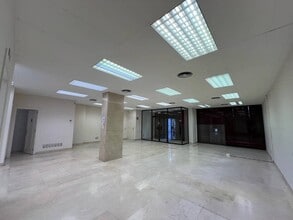 Local commercial dans Sabadell, Barcelona à louer Photo intérieure– Image 2 sur 10