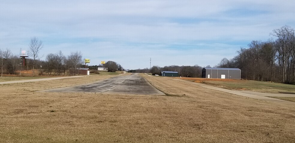Broad Riv, Lavonia, GA à vendre - Photo de l’immeuble – Image 3 sur 4