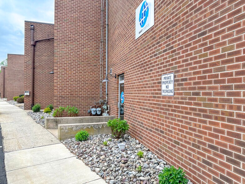 1300 Industrial Blvd, Southampton, PA à louer - Photo de l’immeuble – Image 2 sur 13