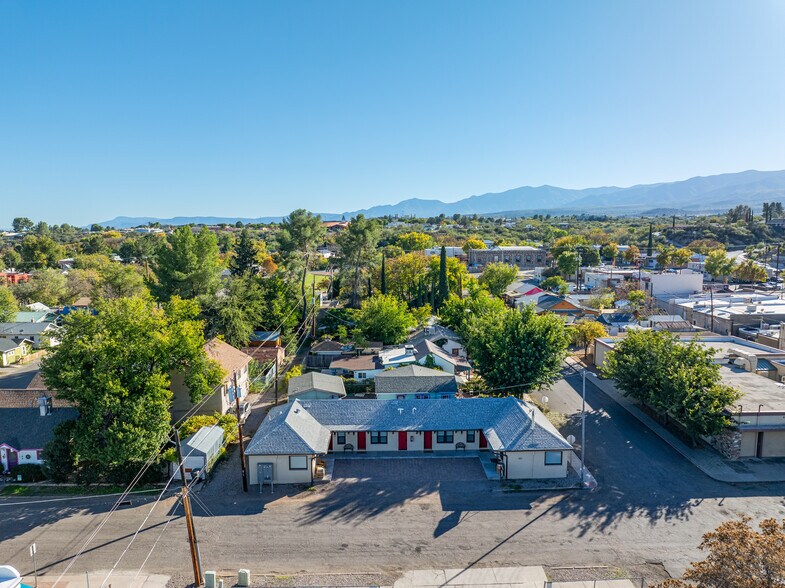 107 E Pinal St, Cottonwood, AZ à vendre - Photo de l’immeuble – Image 3 sur 16
