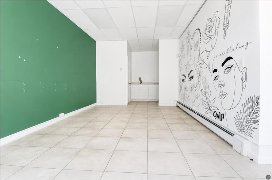 65-05 Cooper Ave, Queens, NY à louer - Photo de l’immeuble – Image 3 sur 7