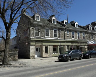 Plus de détails pour 23 Gore St E, Perth, ON - Local commercial à vendre