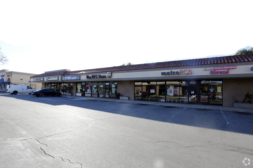 2720-2836 Cochran St, Simi Valley, CA à louer - Photo de l’immeuble – Image 2 sur 7
