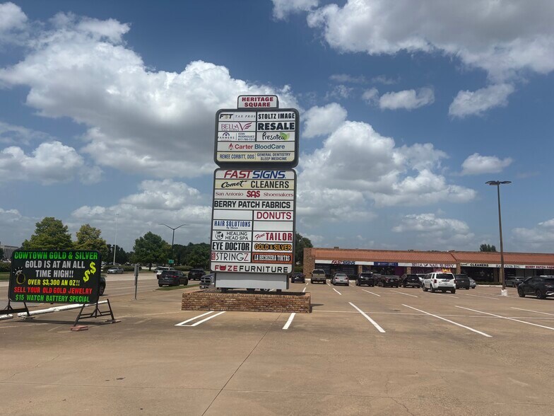 4901-4999 S Hulen St, Fort Worth, TX à louer - Photo de l’immeuble – Image 2 sur 7