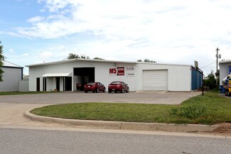 Plus de détails pour 200 N Falcon Dr, Oklahoma City, OK - Industriel/Logistique à louer