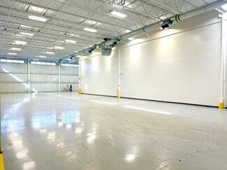 Plus de détails pour 230 Corporate Dr, Portsmouth, NH - Industriel/Logistique à louer