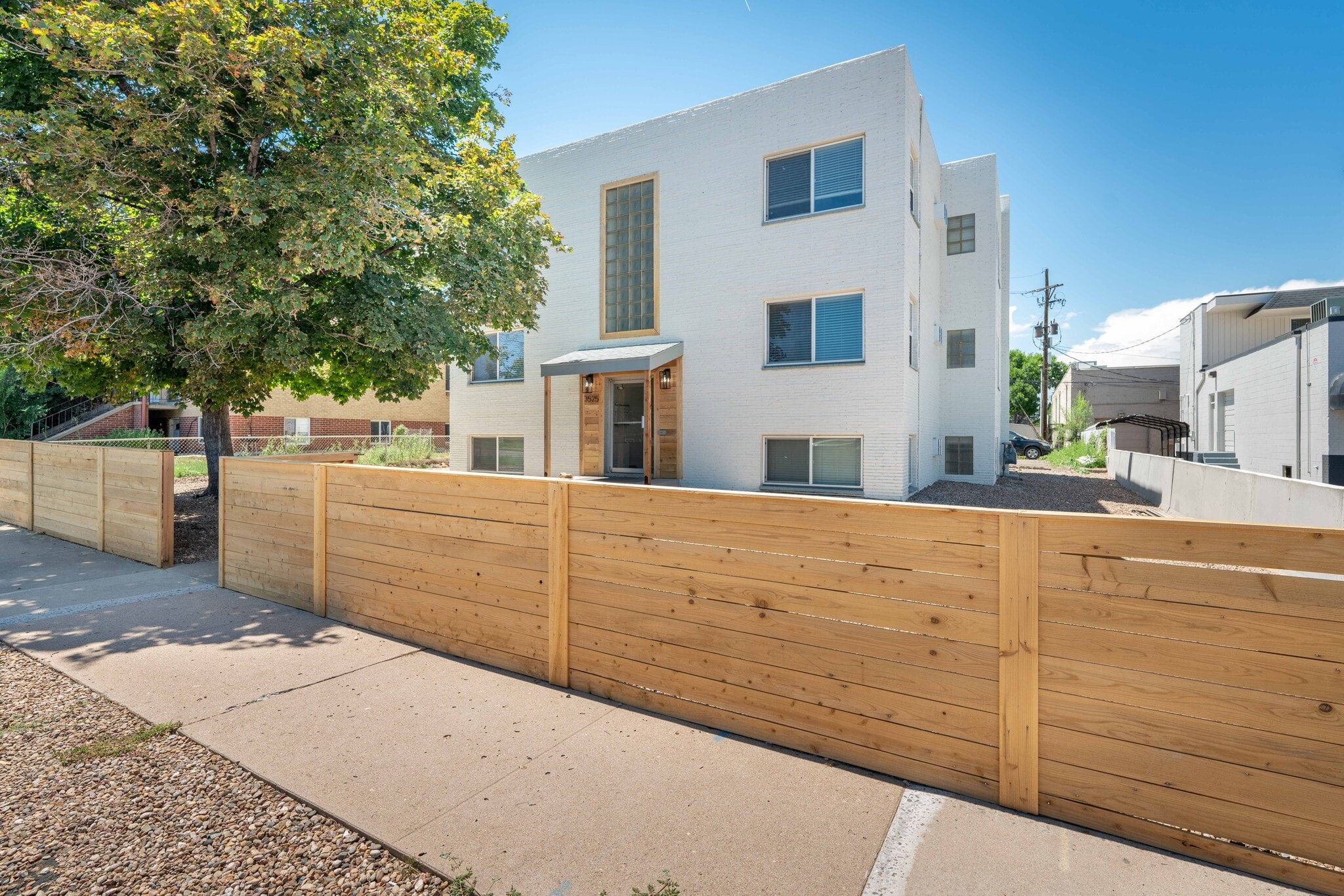 3525 S Bannock St, Englewood, CO à vendre Photo de l’immeuble– Image 1 sur 49