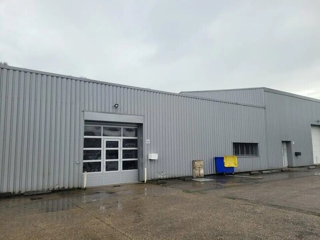 Plus de détails pour Industriel/Logistique à louer