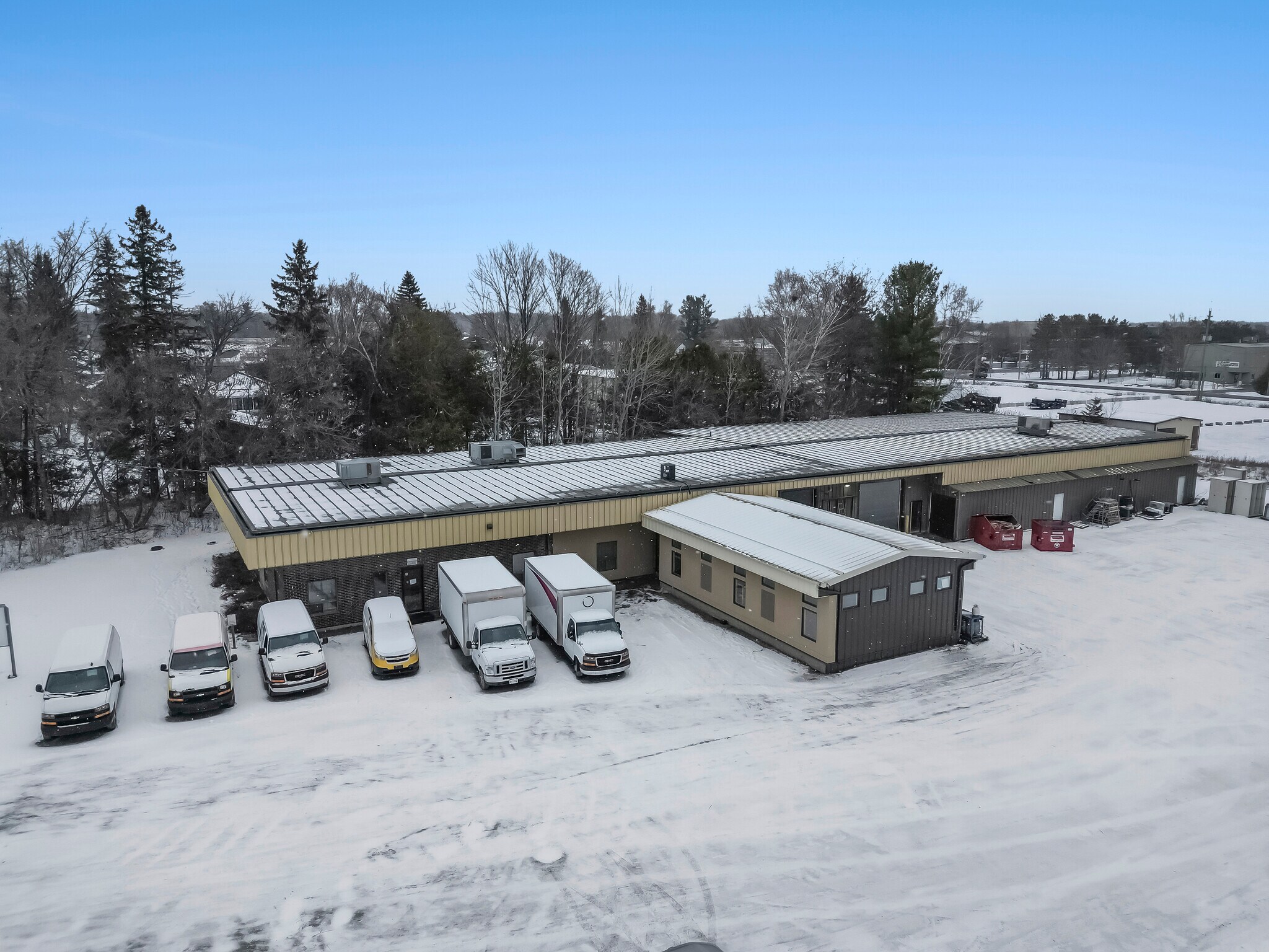 2210 Cavanmore Rd, Ottawa, ON à vendre Photo de l’immeuble– Image 1 sur 8
