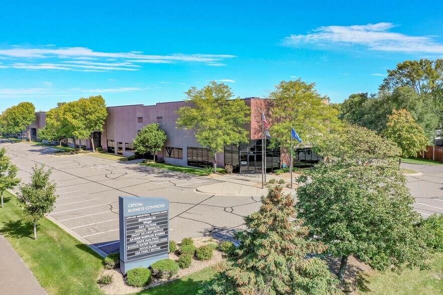 5500-5534 Lakeland Ave, Crystal, MN à louer - Photo de l’immeuble – Image 2 sur 10