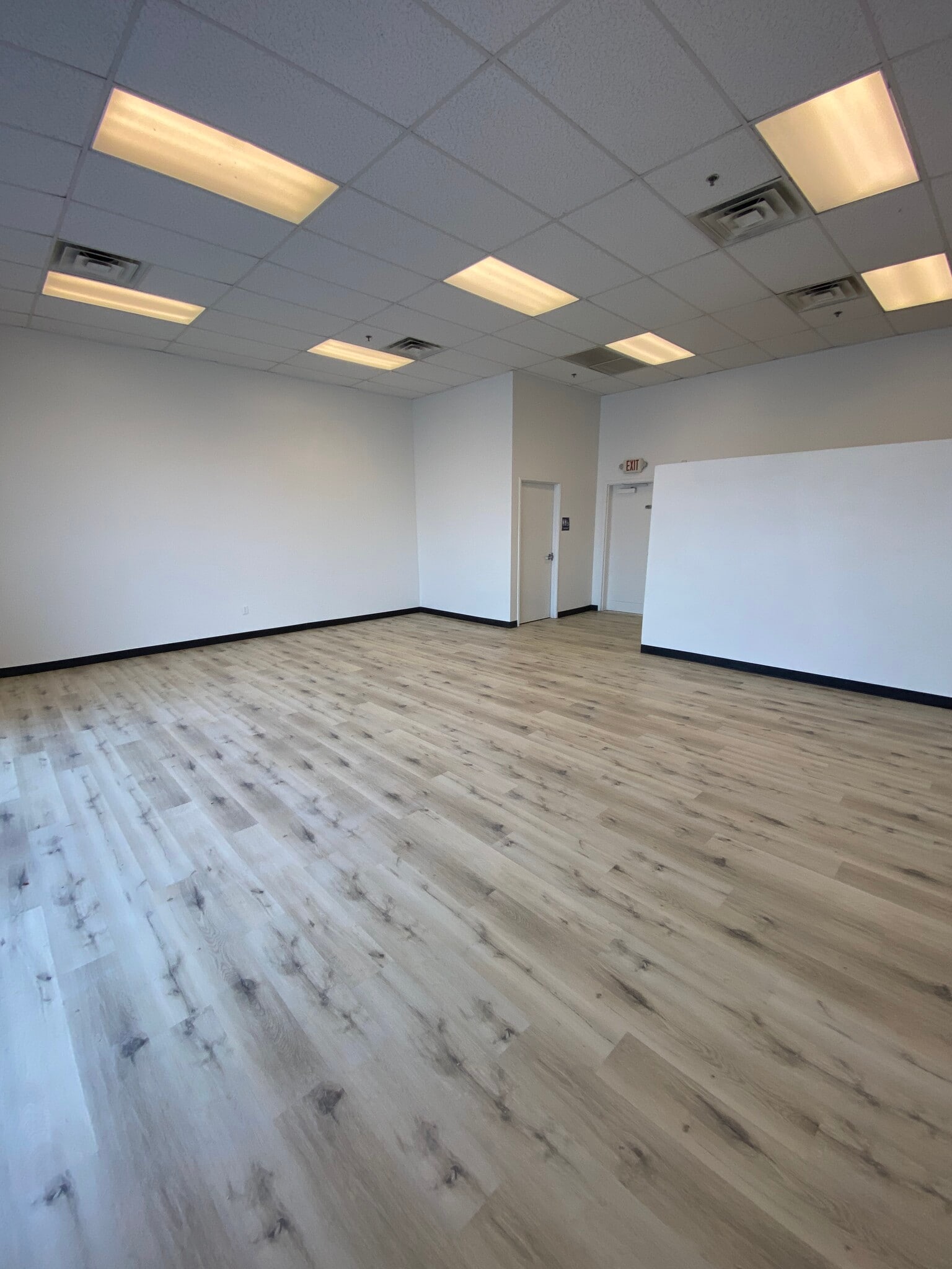 5105 E Sahara Ave, Las Vegas, NV à louer Photo intérieure– Image 1 sur 6