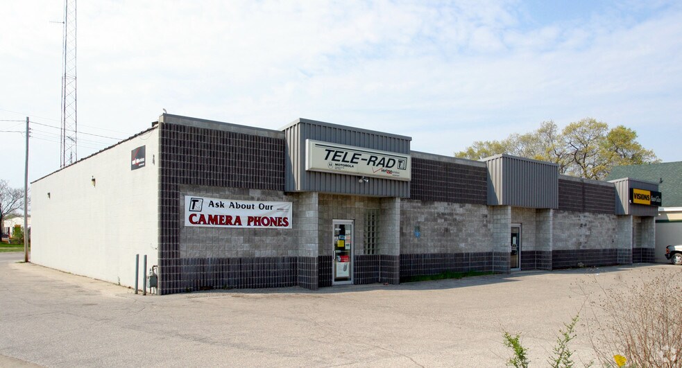 1387 E Laketon Ave, Muskegon, MI à vendre - Photo de l’immeuble – Image 2 sur 3