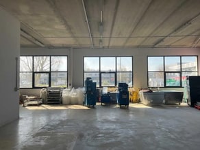 2 Place Marcel Rebuffat, Villejust à louer Photo intérieure– Image 1 sur 4