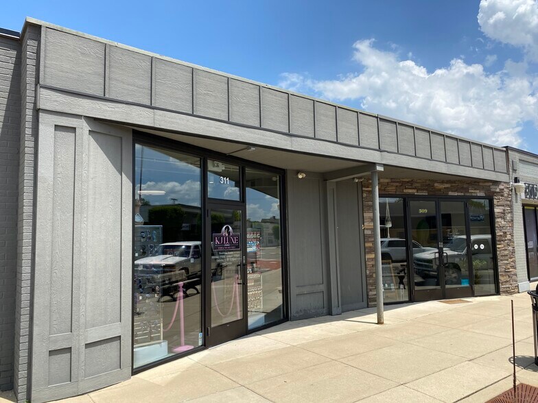 309-311 W Main St, Fairborn, OH à vendre - Photo principale – Image 1 sur 3