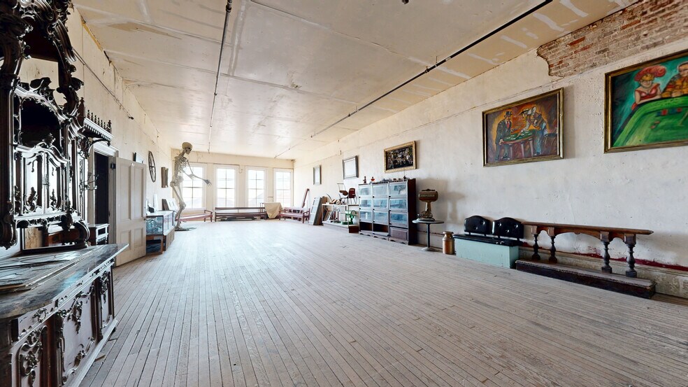 112 S C St, Virginia City, NV à vendre - Numérisation 3D Matterport – Image 2 sur 24