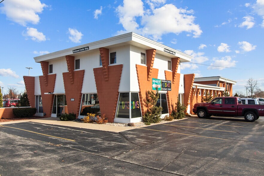 2600 N Richmond St, Appleton, WI à louer - Photo de l’immeuble – Image 2 sur 25