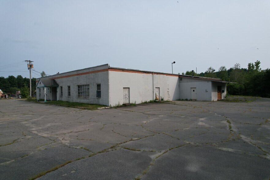 136-140 New Athol Rd, Orange, MA à louer - Photo de l’immeuble – Image 2 sur 14