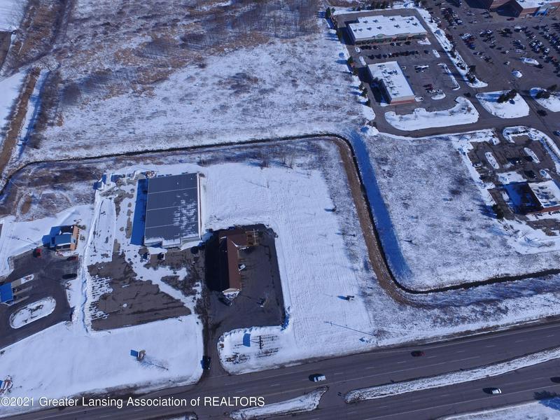 2345 Old US 27, Saint Johns, MI à vendre Photo de l’immeuble– Image 1 sur 2