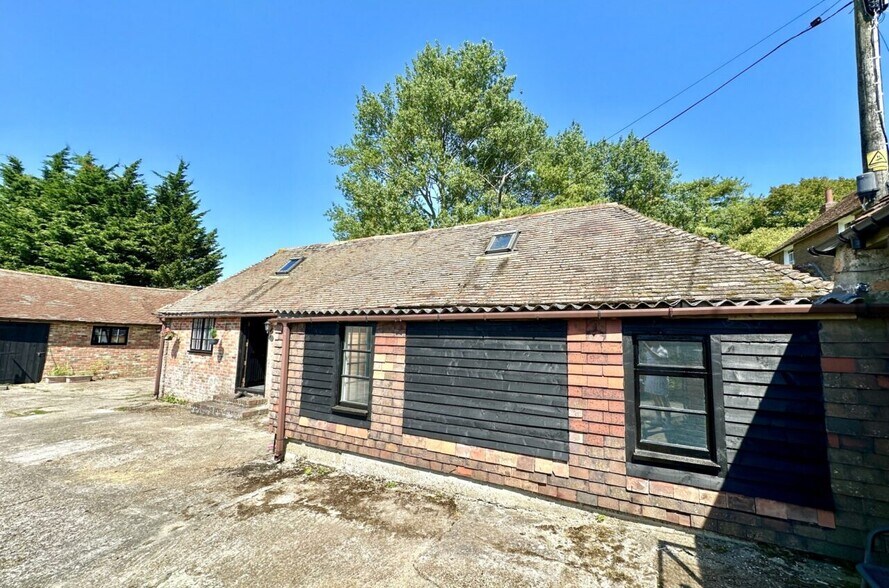 4 Douglas Mews, Hythe à louer - Photo de l’immeuble – Image 2 sur 2