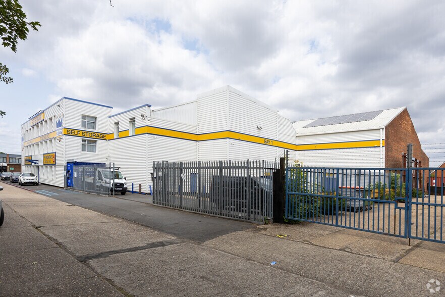 599-613 Princes Rd, Dartford à louer - Photo de l’immeuble – Image 2 sur 4