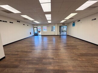 Plus de détails pour 475-477 Haywood Rd, Greenville, SC - Bureau, Local commercial à louer